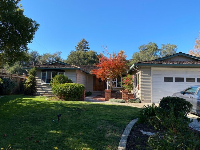 Beautiful Single Family Home In Cupertino photo 2