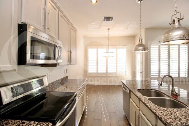 7521 E Santa Catalina Dr Scottsdale, AZ 85255 photo 3