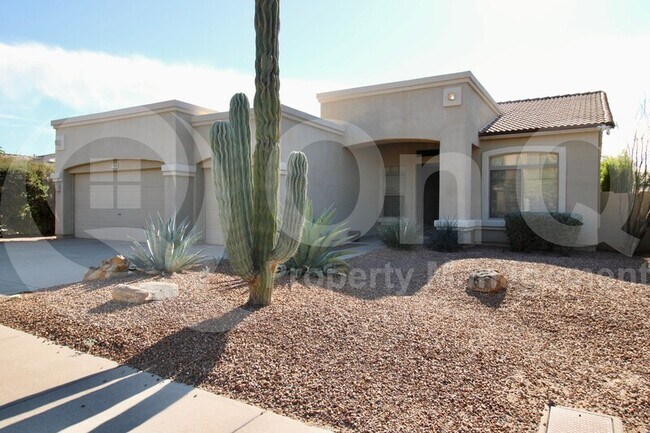 7521 E Santa Catalina Dr Scottsdale, AZ 85255 photo 2