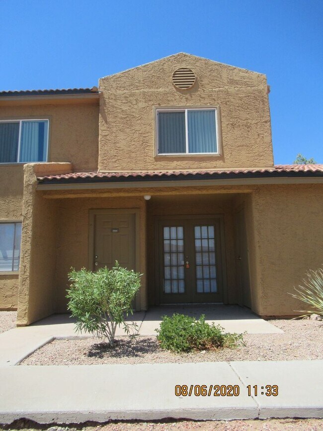 3511 E Baseline Rd Phoenix, AZ 85042 photo 2