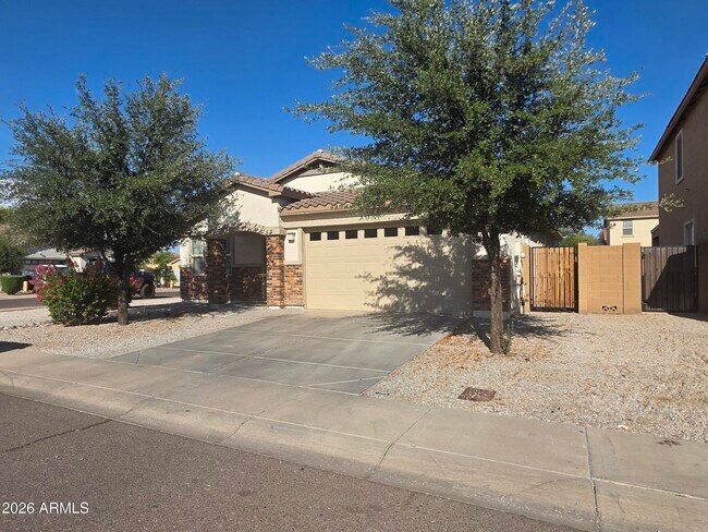6903 W Carson Rd Phoenix, AZ 85339 photo 2