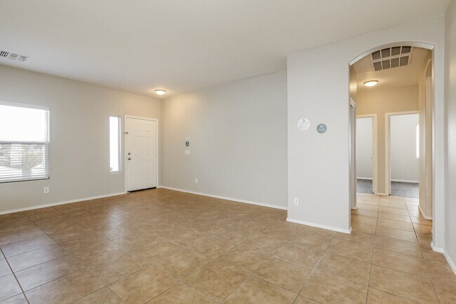 11702 W Jackson St Avondale, AZ 85323 photo 3