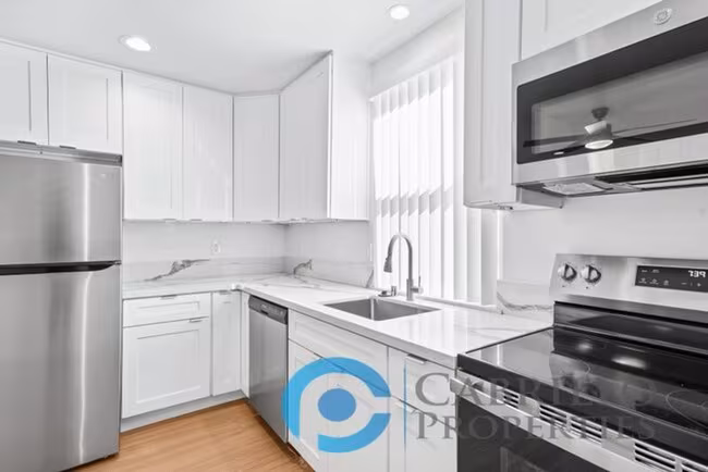 4425 52nd St San Diego, CA 92115 photo 4