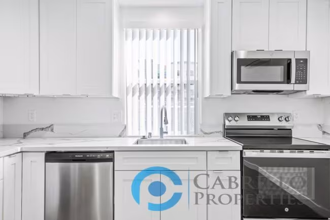 4425 52nd St San Diego, CA 92115 photo 5