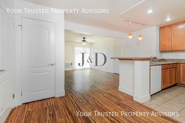 7747 Margerum Ave San Diego, CA 92120 photo 3