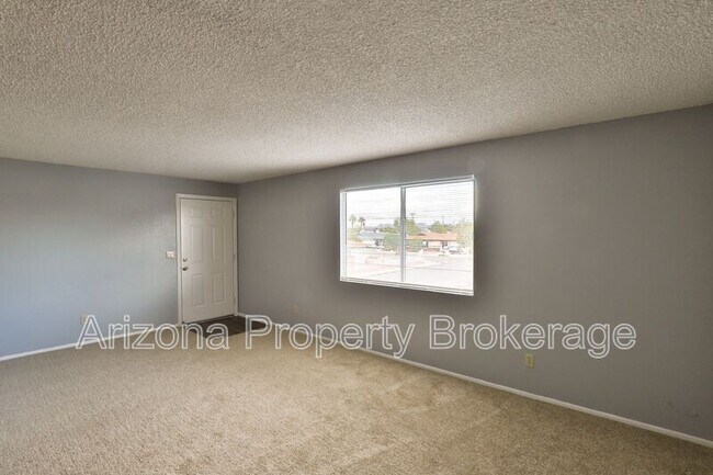 6653 N 27th Ave Phoenix, AZ 85017 photo 5