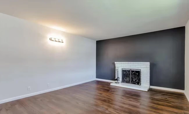 157 N Park Victoria Dr Milpitas, CA 95035 photo 3
