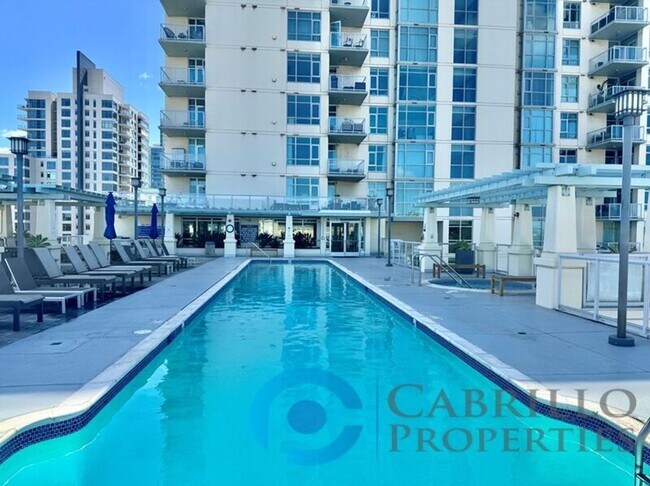 850 Beech St San Diego, CA 92101 photo 2