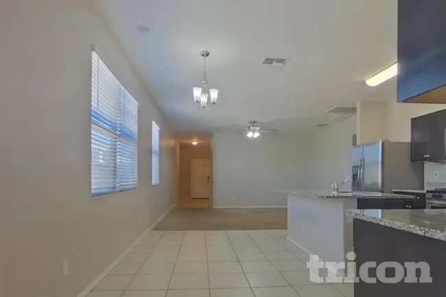 30900 W Picadilly Rd Buckeye, AZ 85396 photo 3