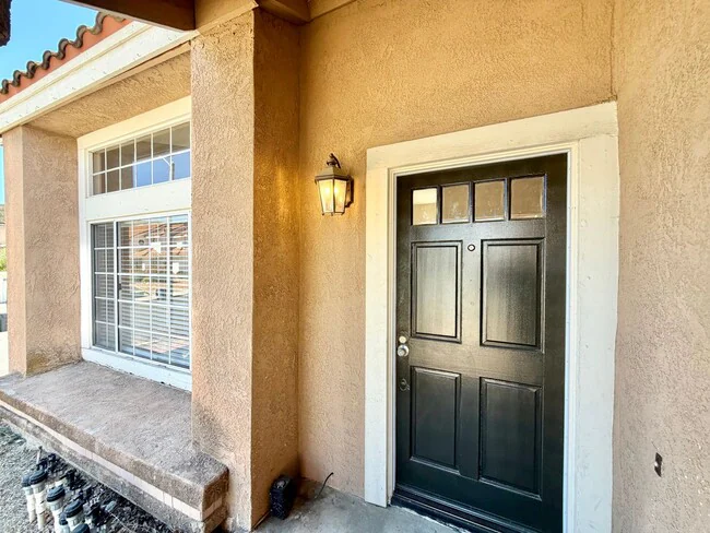 36335 Grimaud Ct Murrieta, CA 92562 photo 3