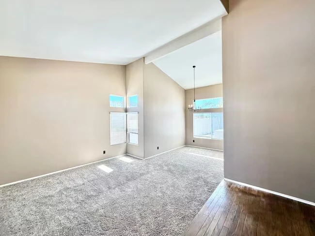36335 Grimaud Ct Murrieta, CA 92562 photo 4