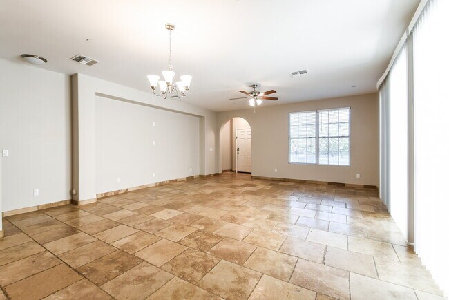 12533 W Via Dona Rd Peoria, AZ 85383 photo 5
