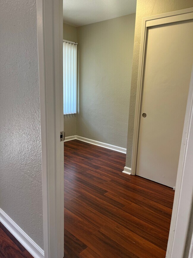 2555 Foothill Blvd Oakland, CA 94601 photo 5