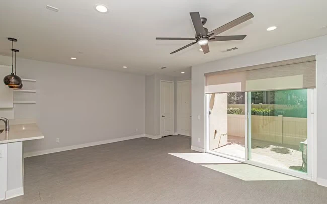 3138 Asto Pl Carlsbad, CA 92010 photo 4