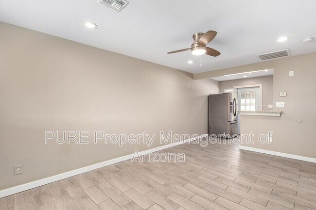3237 N 66th St Scottsdale, AZ 85251 photo 5