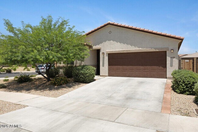 16658 W Mescal St Surprise, AZ 85388 photo 3