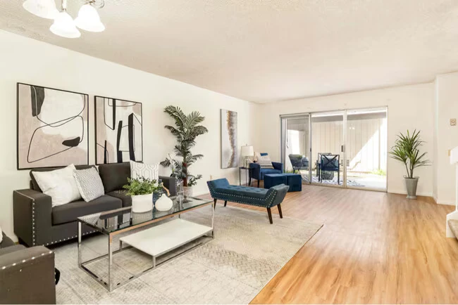 17311 Caminito Canasto San Diego, CA 92127