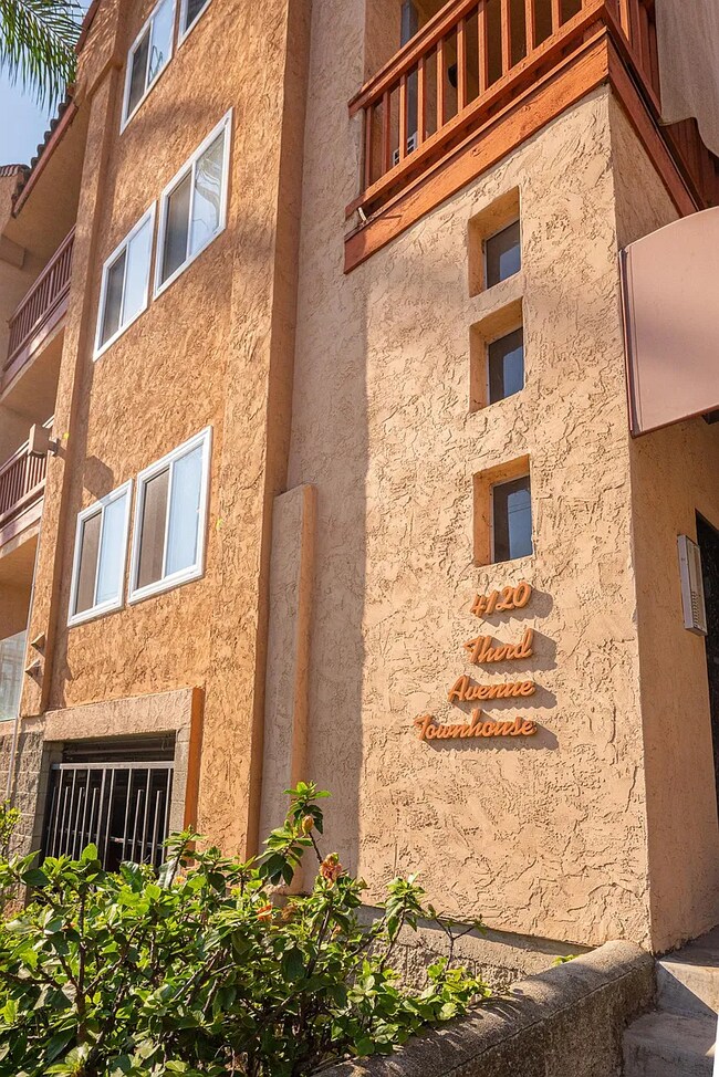 4120 Third Ave San Diego, CA 92103 photo 2