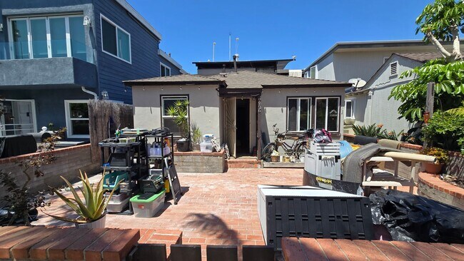 826 Allerton Ct San Diego, CA 92109