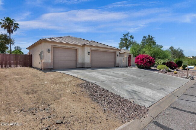 14052 N El Pueblo Blvd Fountain Hills, AZ 85268 photo 3