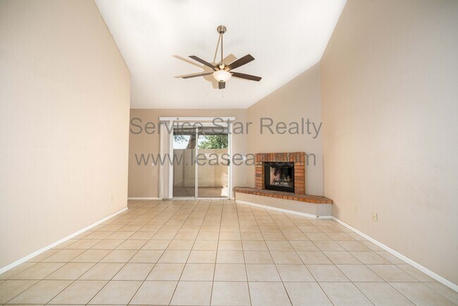 2127 E 10th St Tempe, AZ 85281 photo 4