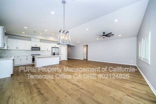 34667 Windrow Rd Murrieta, CA 92563 photo 5