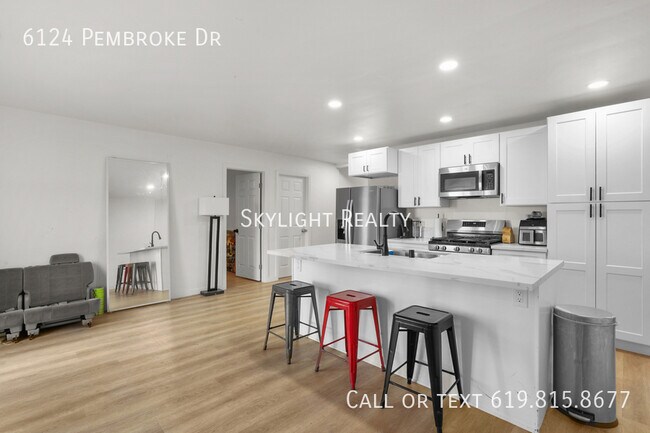 6124 Pembroke Dr San Diego, CA 92115 photo 2