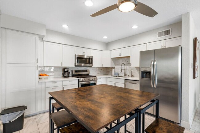 3314 N 66th Pl Scottsdale, AZ 85251 photo 5