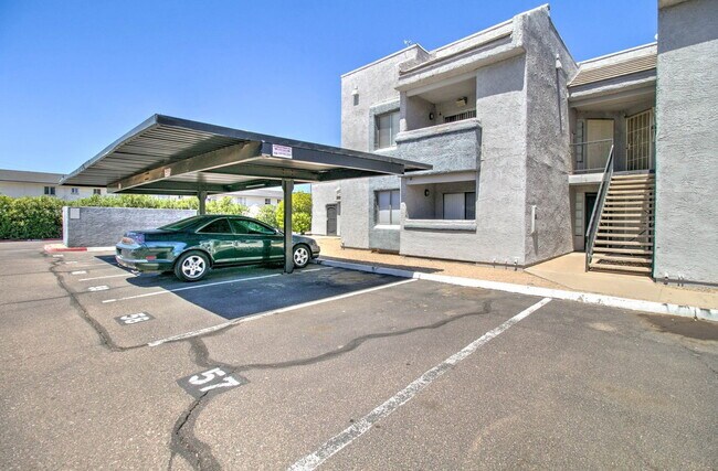 4410 N Longview Ave Phoenix, AZ 85014 photo 3
