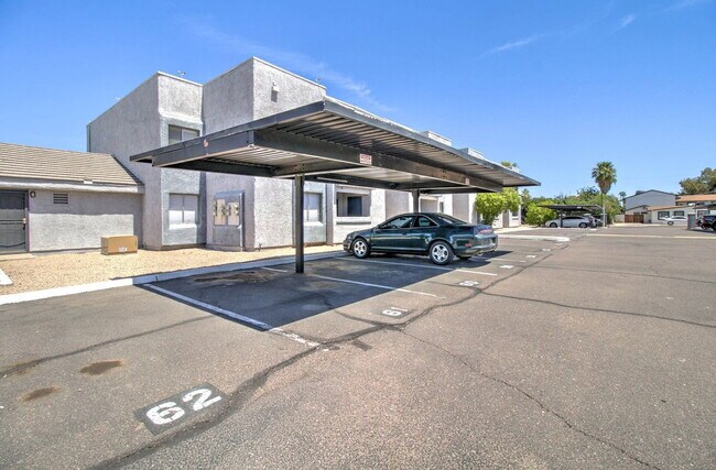4410 N Longview Ave Phoenix, AZ 85014 photo 5