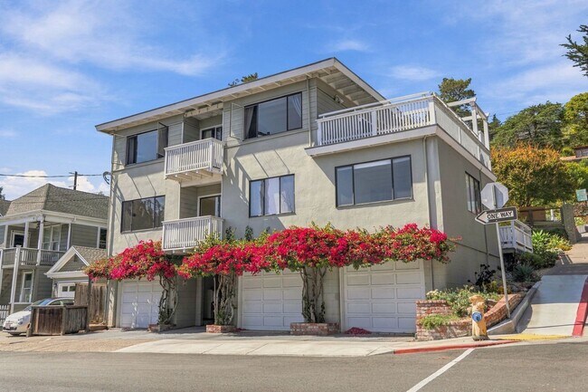 26 Lovell Ave Mill Valley, CA 94941