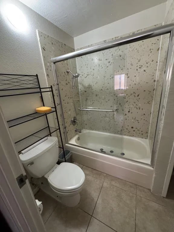 555 Pierce St Albany, CA 94706 photo 2