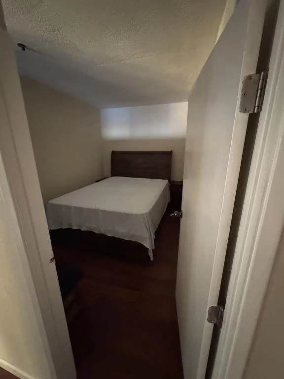 555 Pierce St Albany, CA 94706 photo 4