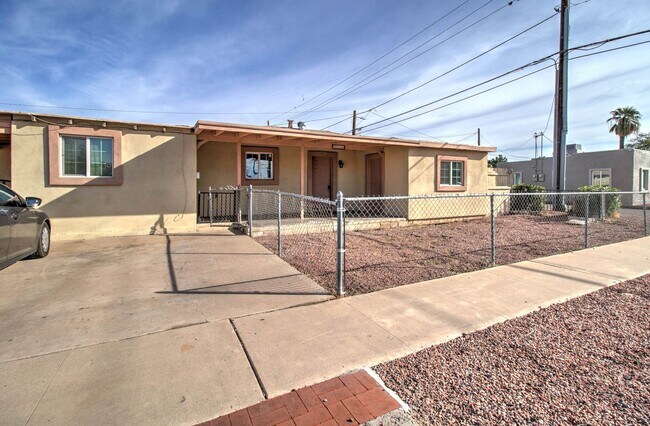 5516-5520 W Palmaire Ave Glendale, AZ 85301 photo 3