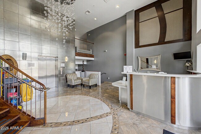 945 E Playa Del Norte Dr Tempe, AZ 85288 photo 3