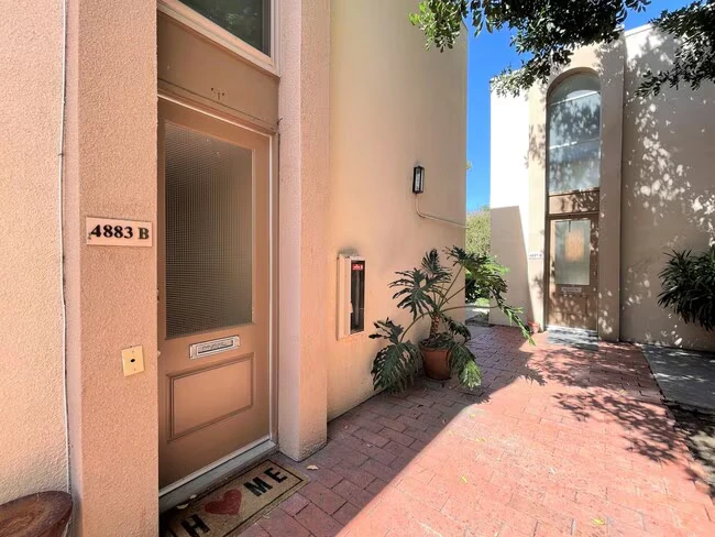 4883 Collwood Blvd San Diego, CA 92115