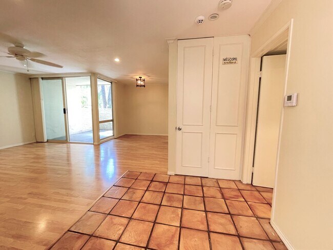4883 Collwood Blvd San Diego, CA 92115 photo 3