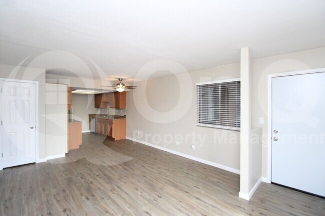 16602 N 25th St Phoenix, AZ 85032 photo 4
