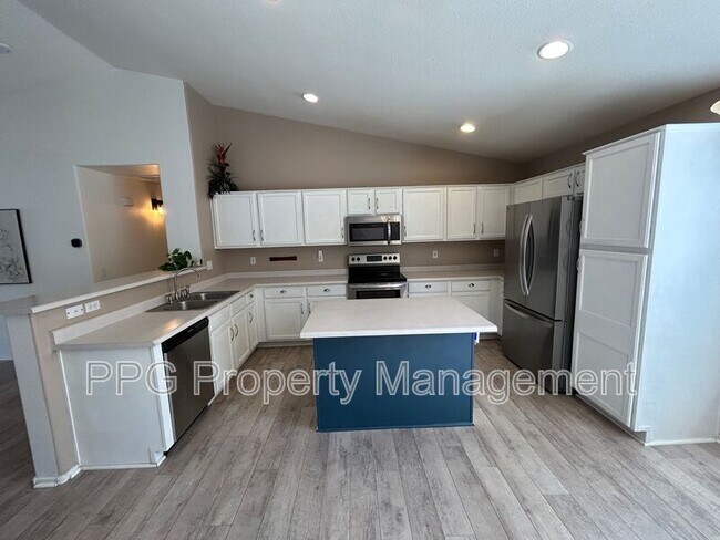 16216 W Cottonwood St Surprise, AZ 85374 photo 5