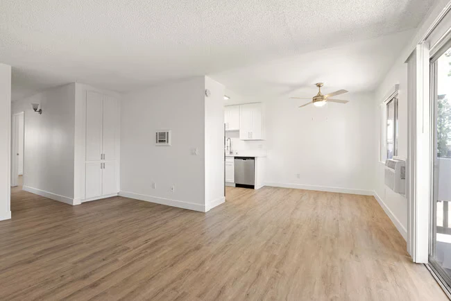 Park Apartments photo 5