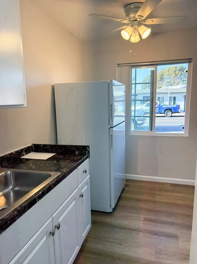5253 Monroe Ave San Diego, CA 92115 photo 3