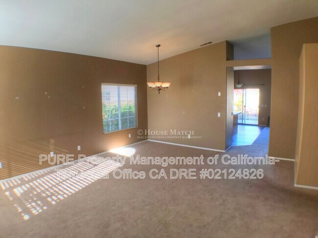 30560 Milano Rd Temecula, CA 92591 photo 3