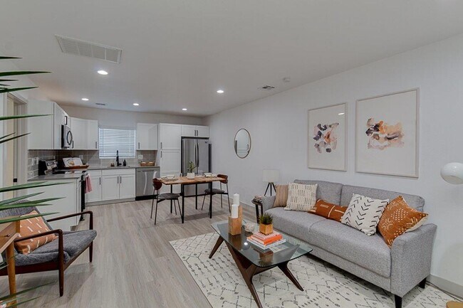 6704 E Angus Dr Scottsdale, AZ 85251