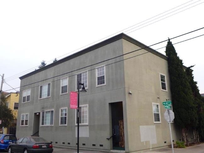 445 40th St Oakland, CA 94609 photo 2