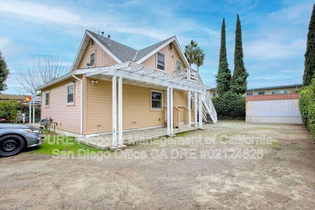 405 N Juniper St Escondido, CA 92025