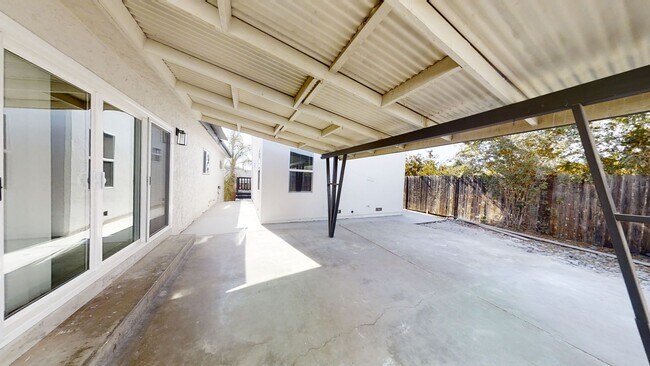5088 Faber Way San Diego, CA 92115 photo 4