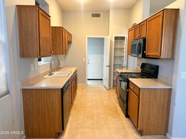 3951 E San Pedro Ave photo 5