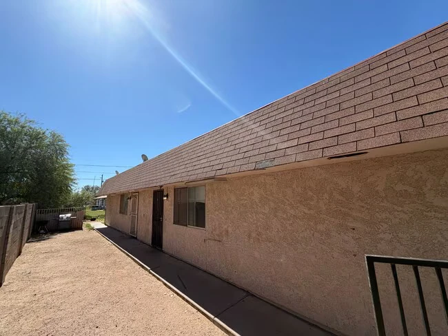 145 S Doran Mesa, AZ 85204 photo 2