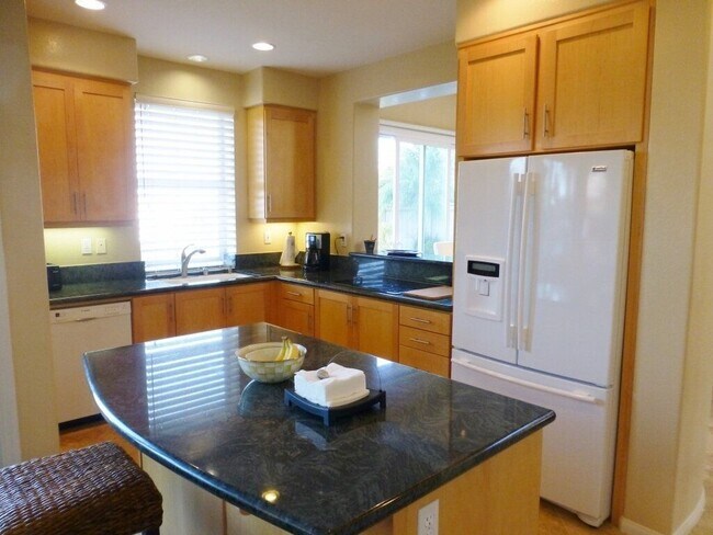 7275 Surfbird Cir Carlsbad, CA 92011 photo 2