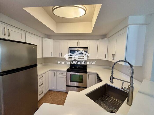 9450 E Becker Ln Scottsdale, AZ 85260 photo 4